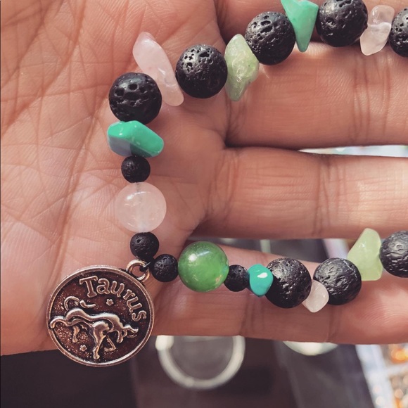 Once upon a hex bracelet- Zodiac Collection - Picture 4 of 8